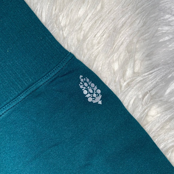 NWOT Free People Movement Good Karma Leggings Medium Large Spruced Up Green - Picture 3 of 9